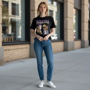TeeStyled Value Rihanna Graphic Tee • Vintage Style Fan Shirt • Size S